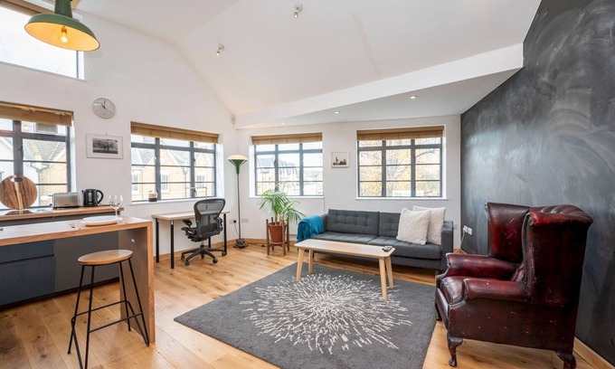 Nunhead Apartment | Pass the Keys | London Peckham 1 Bed Flat free on street parking