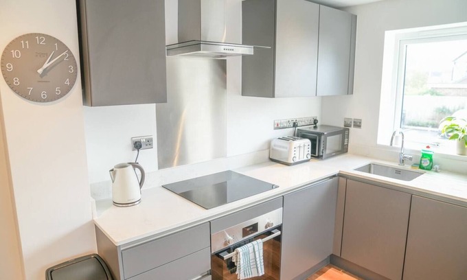 West Bridgford Apartment | Pass the Keys | Stylish Modern 2-Bed Apartment