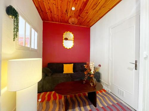 Villette Gare Apartment | Passiflora - appartement 8 personnes - check in h24 - wifi