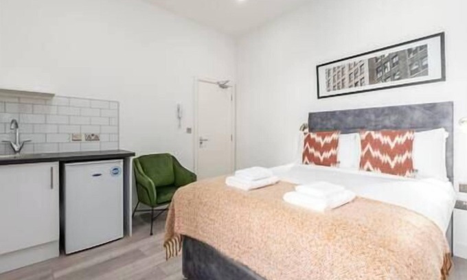 Notting Dale Apartment | PBC | Studio Apartment in Richmond RICH2