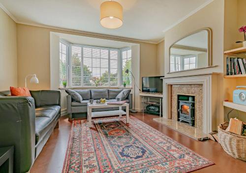 St Just House | Peace and Plenty