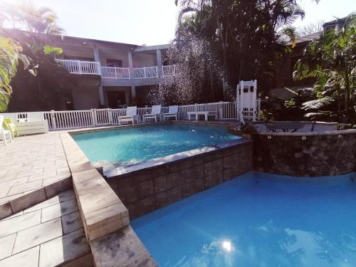 Margate House | Peace Cottages Uvongo.