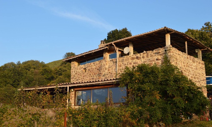 Saint-Pierreville House | Peace, nature, vision