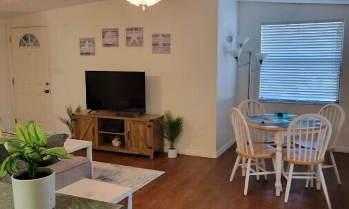 Merritt Island House | Peaceful 2 Bed 2 bath upstairs unit.n