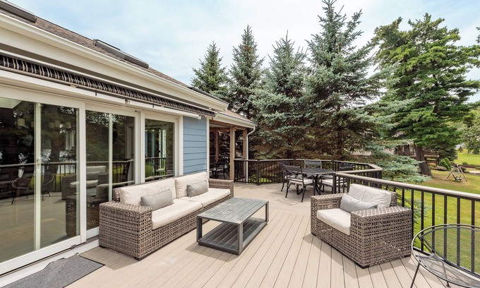 Waterfront Greens House | Peaceful Cove Stay w/Foosball & Hot Tub