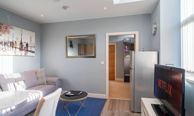 Sheffield Apartment | Peaceful Cozy Retreat in Sheffield