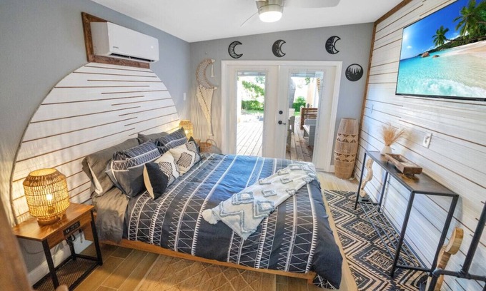 Conway Apartment | Peaceful Lake view + 10min to dwtn + near parks