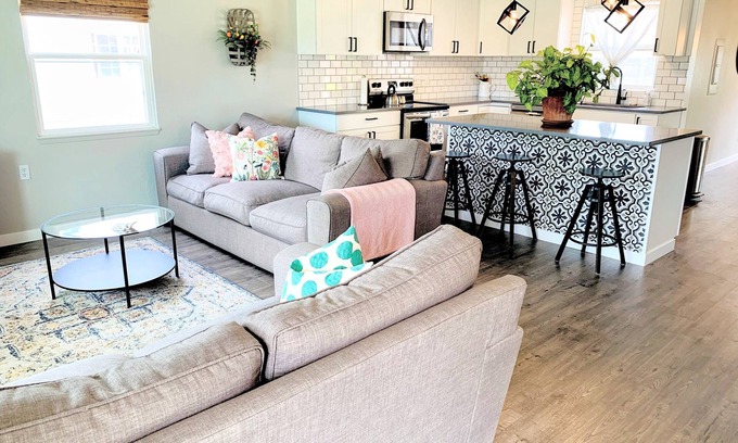 Richland House | Peaceful park-like Getaway