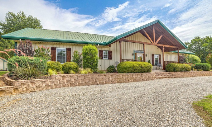 Westminster House | Peaceful & Private - North Texas Family Escape!