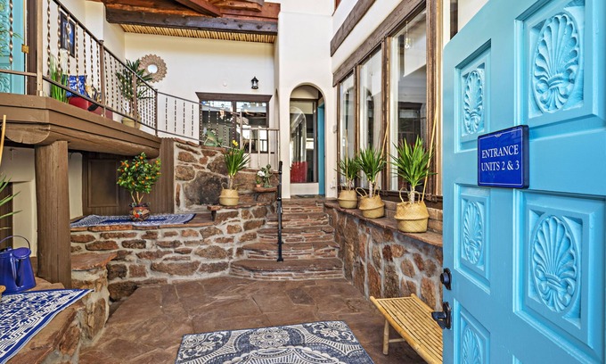 Canoncito House | Peaceful & Quaint Guesthouse - 15 min to Santa Fe Plaza - Dog welcome!