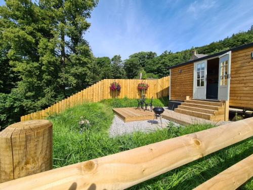 Hope Valley Cabin | Peak District Shepherds Hut