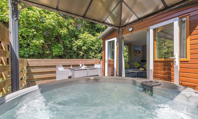 Longnor Ski Chalet | Peak Luxury Lodge Pet Friendly