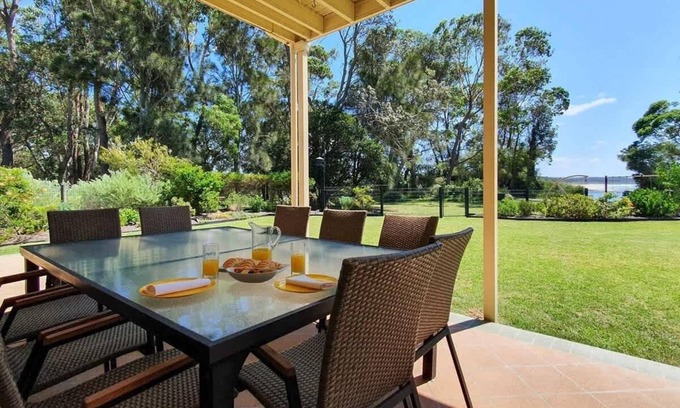 Narrawallee House | Pelican Beach House S
