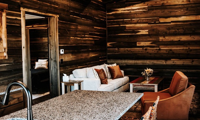Last Chance Cabin | Pendleton Pointe Cabin #D