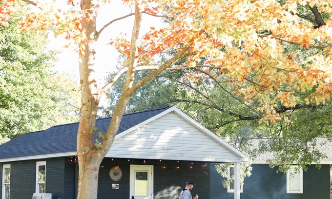 Milroy Cabin | Penn State Deluxe Cabin