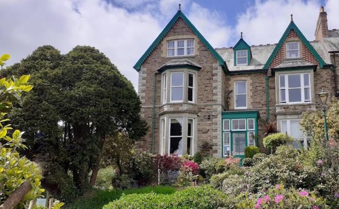 Lostwithiel Bed & Breakfast | Penrose Bed & Breakfast