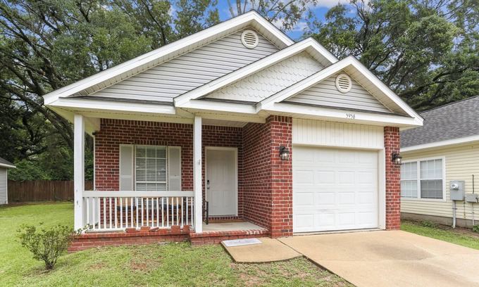 Northwest Pensacola House | Pensacola Farmhouse Bungalow