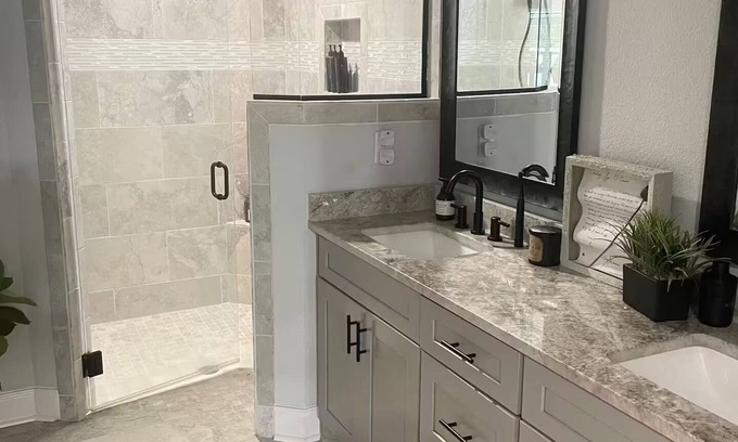 Navarre House | Pensacola Retreat w/Saltwater Pool+ Beach & Shops