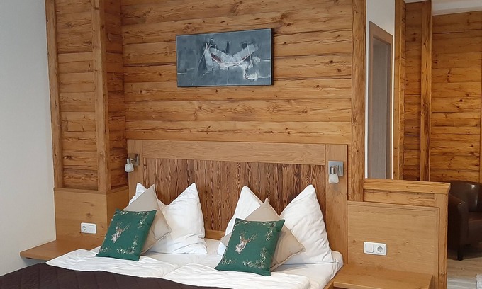 Leopoldskron-Moos House | Pension Ballwein