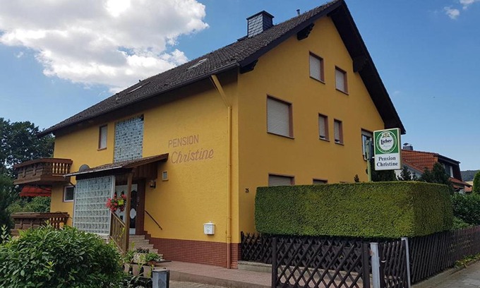 Neu-Anspach House | Pension Christine