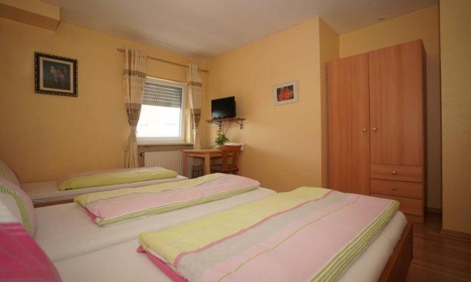 Nordwestliche Außenstadt House | Pension Döppert