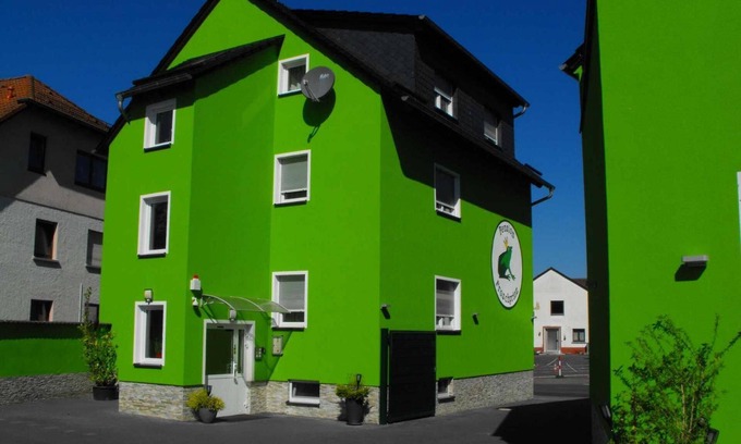 Froschhausen House | Pension Froschprinz