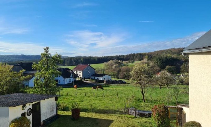 Drees House | Pensionszimmer Larifari