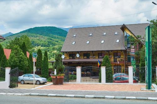 Calimanesti House | Pensiunea Alfrid