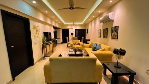 Lahore Apartment | Penta Square Signature Apartments DHA Lahore