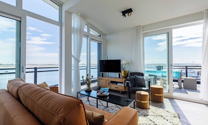 Sint-Annaland Apartment | Penthouse at the beach - with balcony | No. 26 - 2 Pers. | Vista Maris