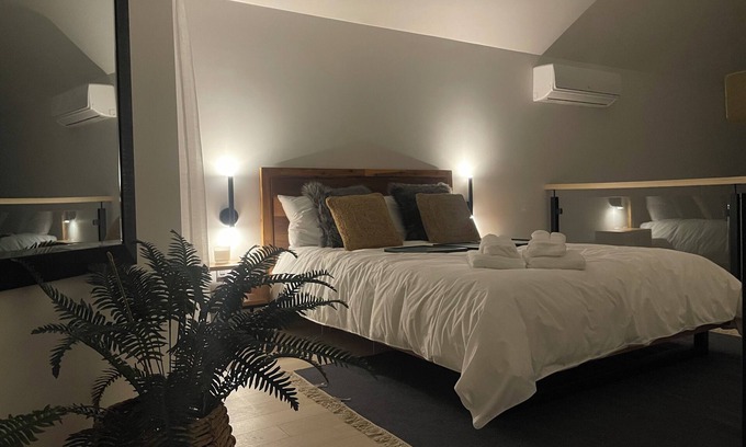 Bromont Condo | Penthouse d’Exception à Louer – Vue Panoramique et Couchers de Soleil à Bromont