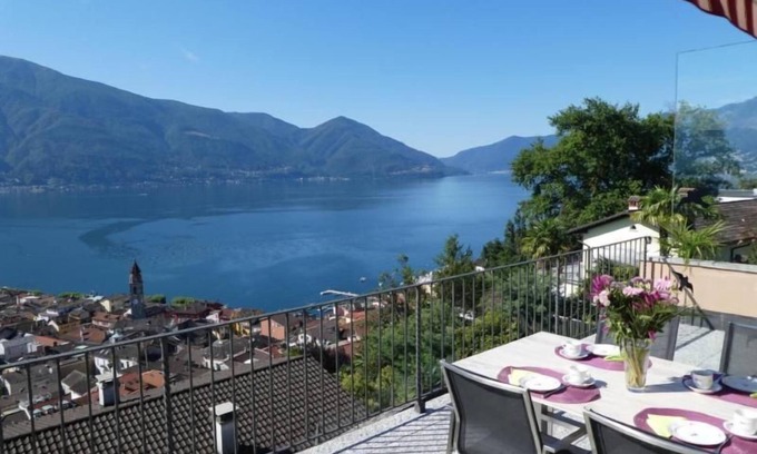 Ascona Apartment | Penthouse flat with fantastic lake view