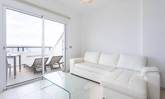 Bajamar Apartment | Penthouse in Bajamar