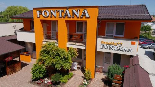 Podhajska House | Penzión FONTÁNA