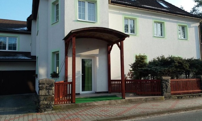 Stare Splavy House | Penzion Diana Máchovo jezero