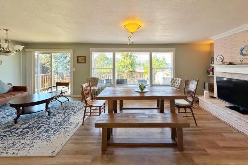 Lake Forest Park House | Perch - LFP View Home