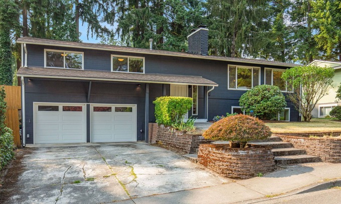 Grass Lawn House | Perch - Spacious 4-Bed Home w/Office, Gym & Yard