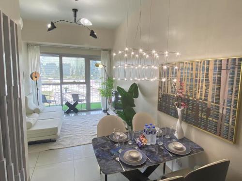 Tambo Apartment | Perfect 1BR With Magnificant Bayview Garden View Near Okada, Solaire, Aiports, FREE PARKING