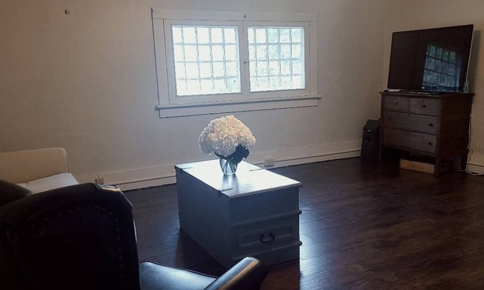 Bellefonte Apartment | Perfect 3rd floor apartment for your next Penn State needs