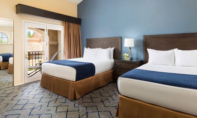 South Scottsdale Resort | Perfect for a Family Trip! 2 Comfortable Units, 5 Pools, Spa, Free Parking!