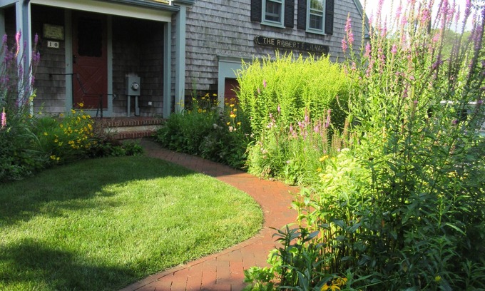 Provincetown House | Perfect Gathering Spot -Spacious 5 Bedroom - Ample Park - Culdesac