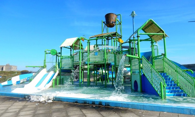 Nieuw-Haamstede Hotel | Perfect Haamstede Getaway | Group Haven near Burgh-Haamstede & Nature activities