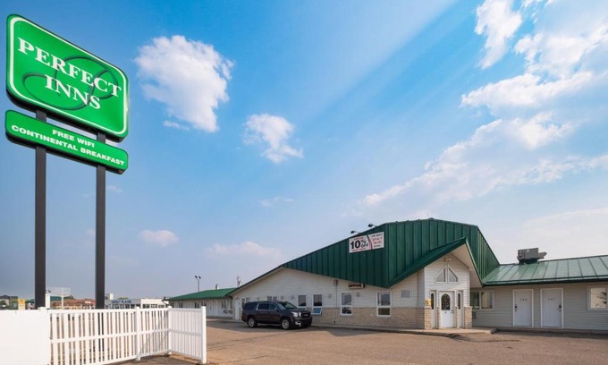 Weyburn Hotel | Perfect Inns & Suites