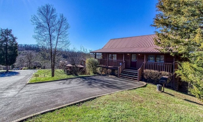 Sevierville Cabin | Perfect LOCATION!…2BR Escape!…HOT TUB…Game Room