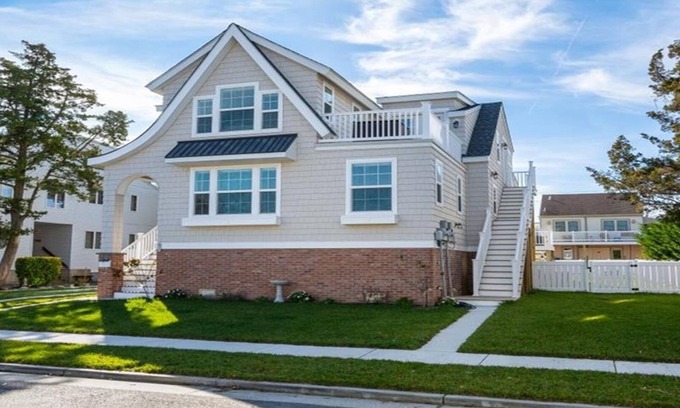 Stone Harbor Apartment | Perfect Location for a fabulous stay at the beach!
