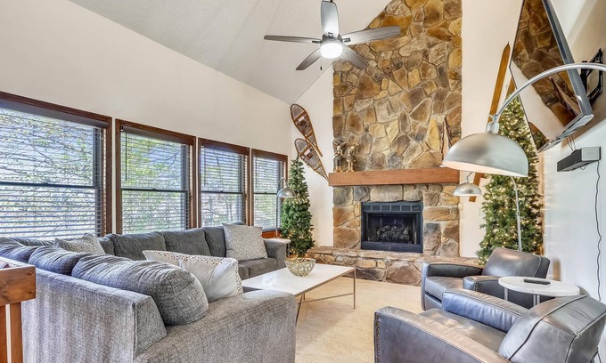 Northface House | Perfect location for a Canaan Valley vacation! "Apres" Ski has it all!