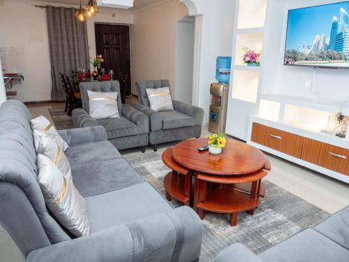 Hospital Apartment | Perfect Palm Condos-P2