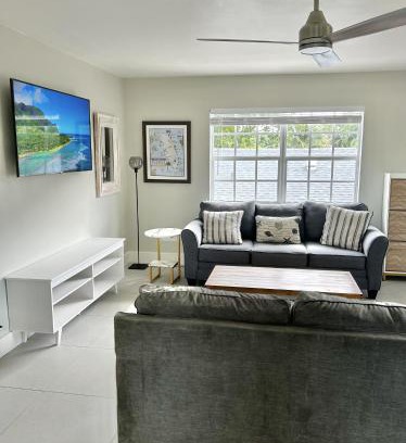 West Palm Beach Apartment | Perfect remote work spot! Close to everything!