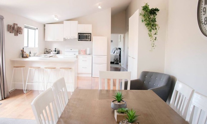 Waimauku Other | Perfect Wedding Group and Family accommodation