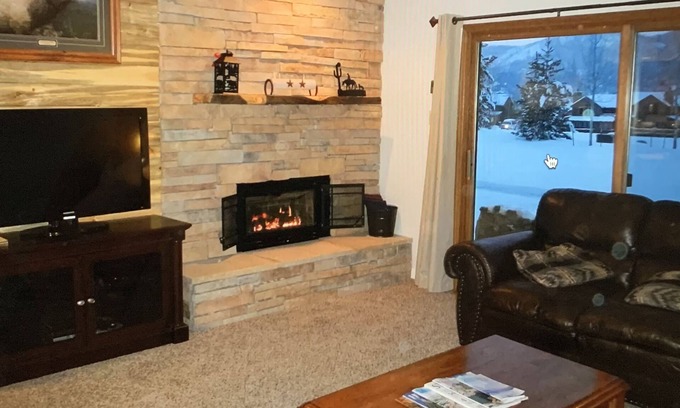 Steamboat Springs Condo | Perfectly located condo with pool and hot tubs!